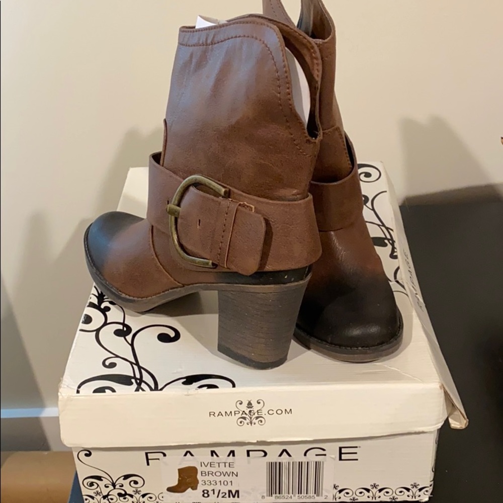 Rampage Ivette Brown Distressed Boots